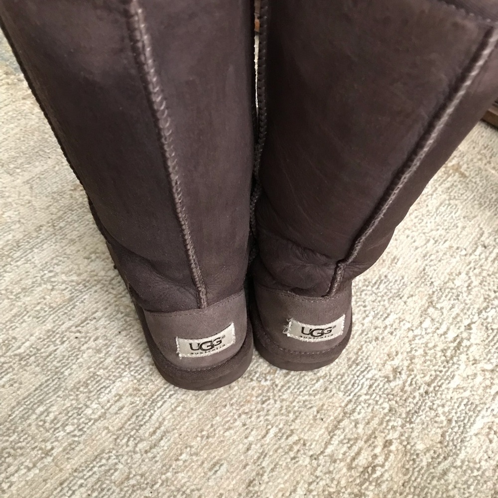 UGG boots - Picture 3 of 8